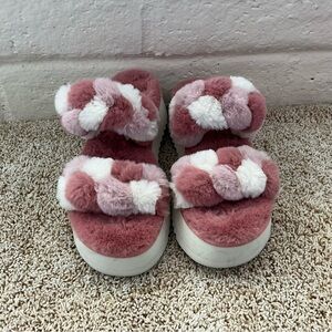 Koolaburra Pink and White Fuzzy Slippers